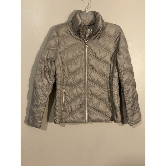 Michael Kors Womens Packable Down Fill Jacket Small Beige Puffer Chevron No Hood - Picture 1 of 16